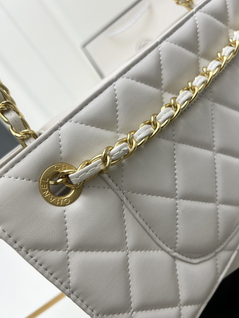 Ch**el wallet purse